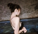 洛娜.